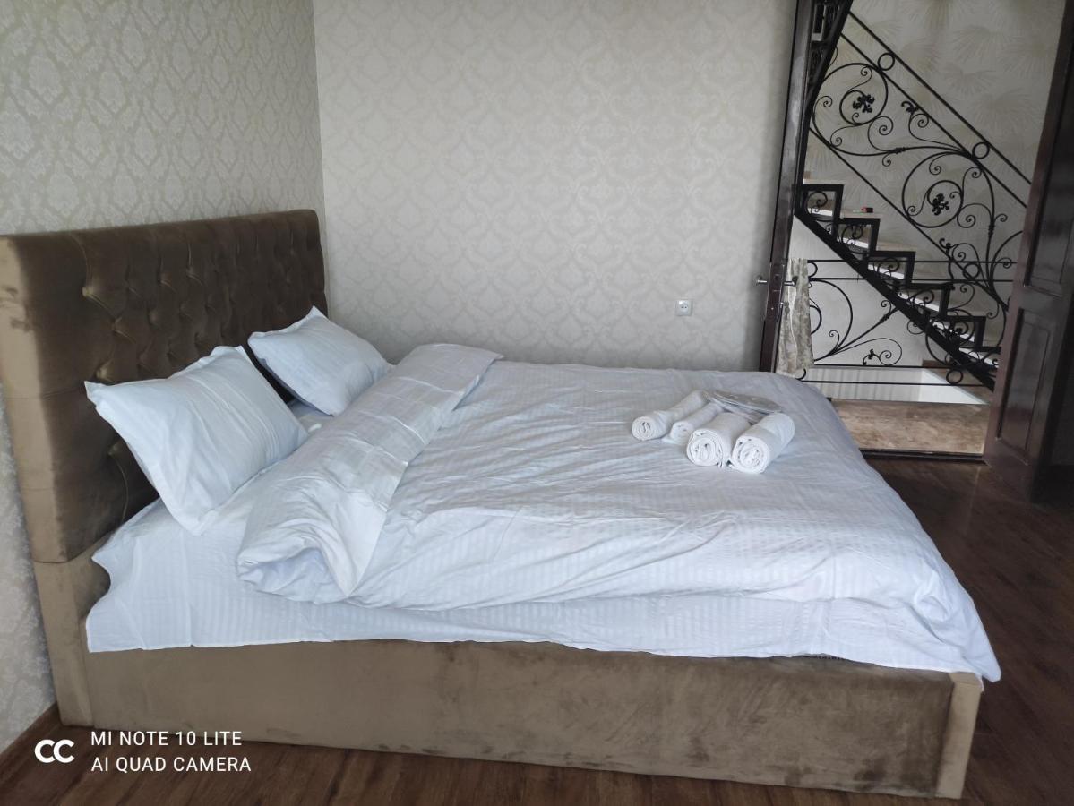 Rustavi Guest House Exterior photo