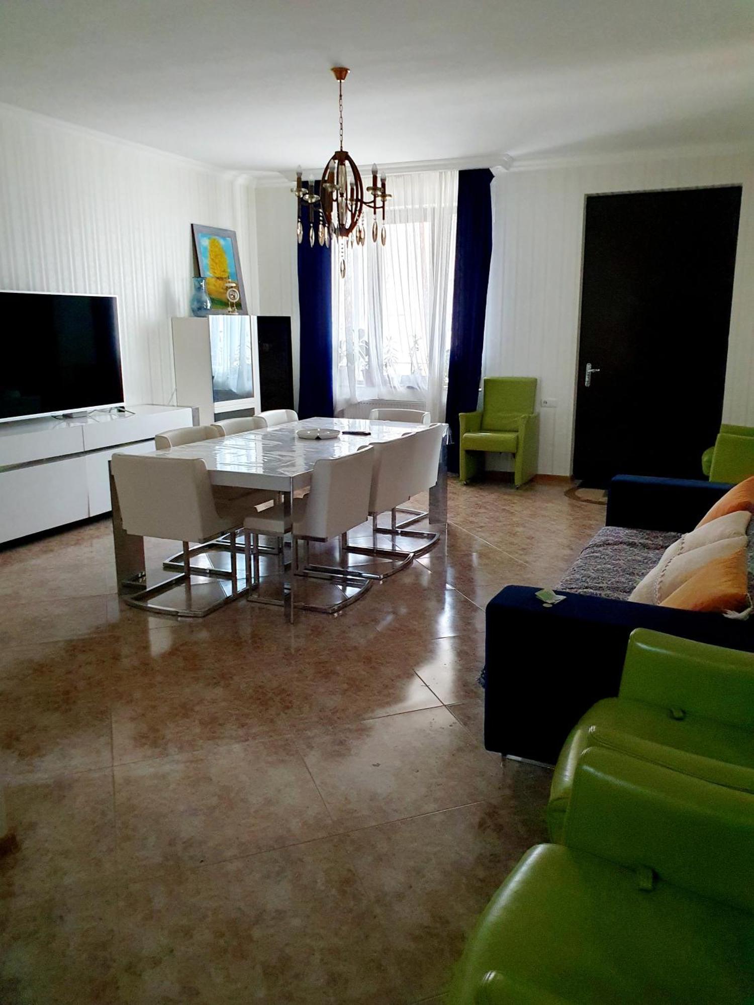 Rustavi Guest House Exterior photo